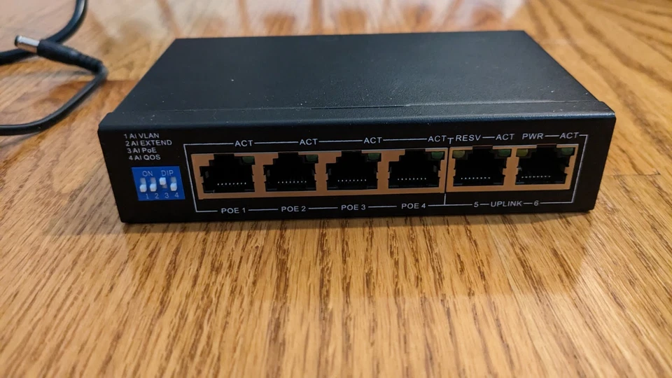 Axis M1054 (2) M1025 (4) Security Cameras w/poe switch - Image 4 of 4