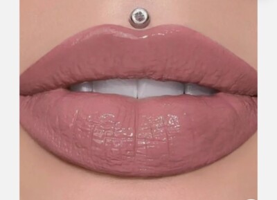 Jeffree Star New w/ Box Supreme Gloss Full Pigment Lip Gloss Cookie Dough Fetish