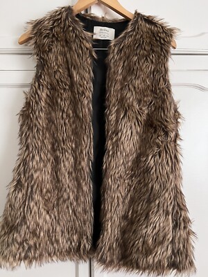 Bershka Women s Fury Gilet