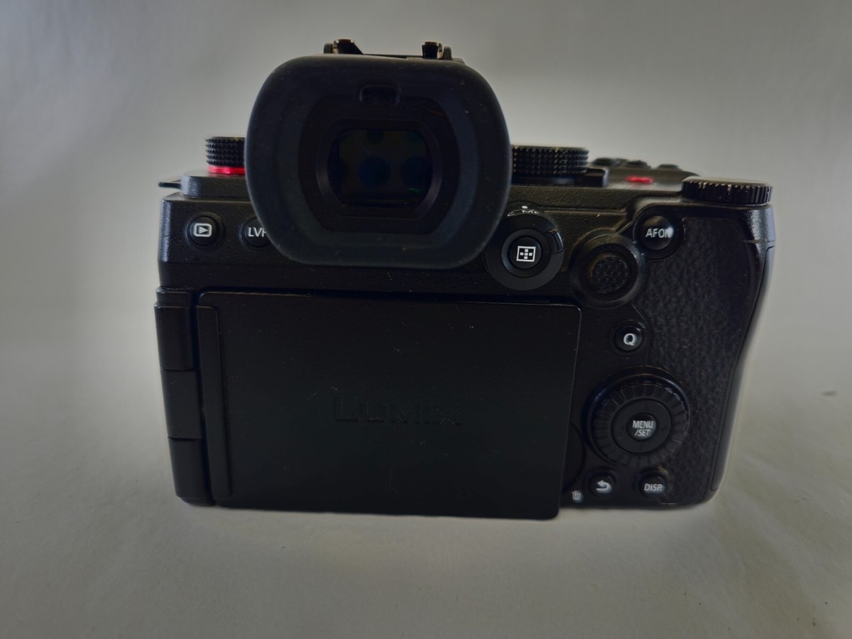 元箱付き LUMIX S5ⅱ(DC-S5M2) 概要 DC-S5M2 | デジタルカメラ（ルミックス） | Panasonic