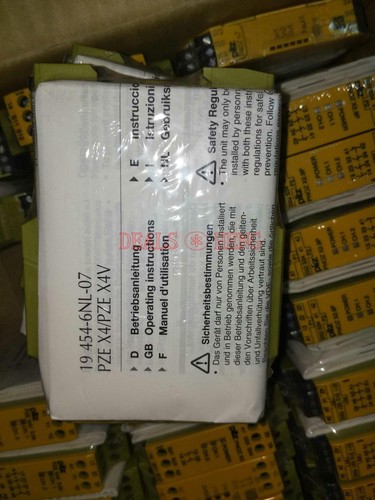 1PC New PILZ PNOZ MC4P 773711 Safety Relay - Picture 3 of 3