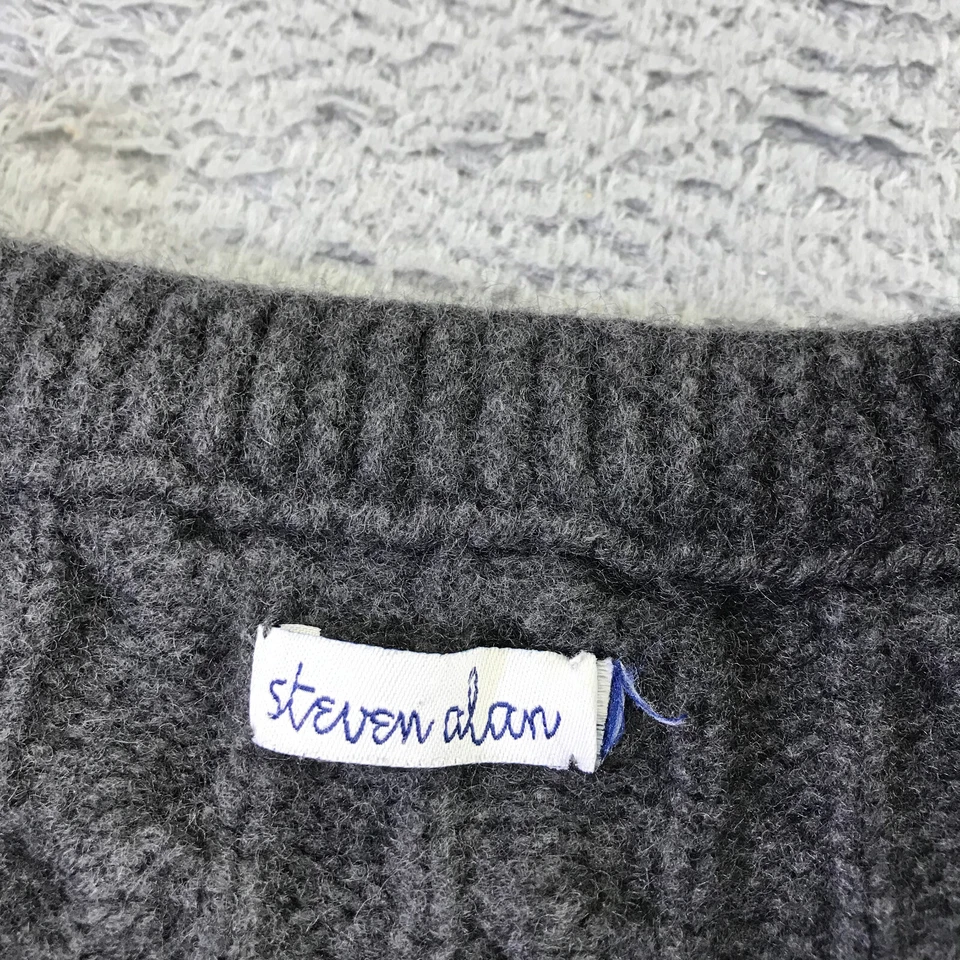 Suéter Steven Alan Para Hombres Pequeño Cárdigan Tejido con Cable Gris Abuelo Pescador Rosa Foto 3 de 4