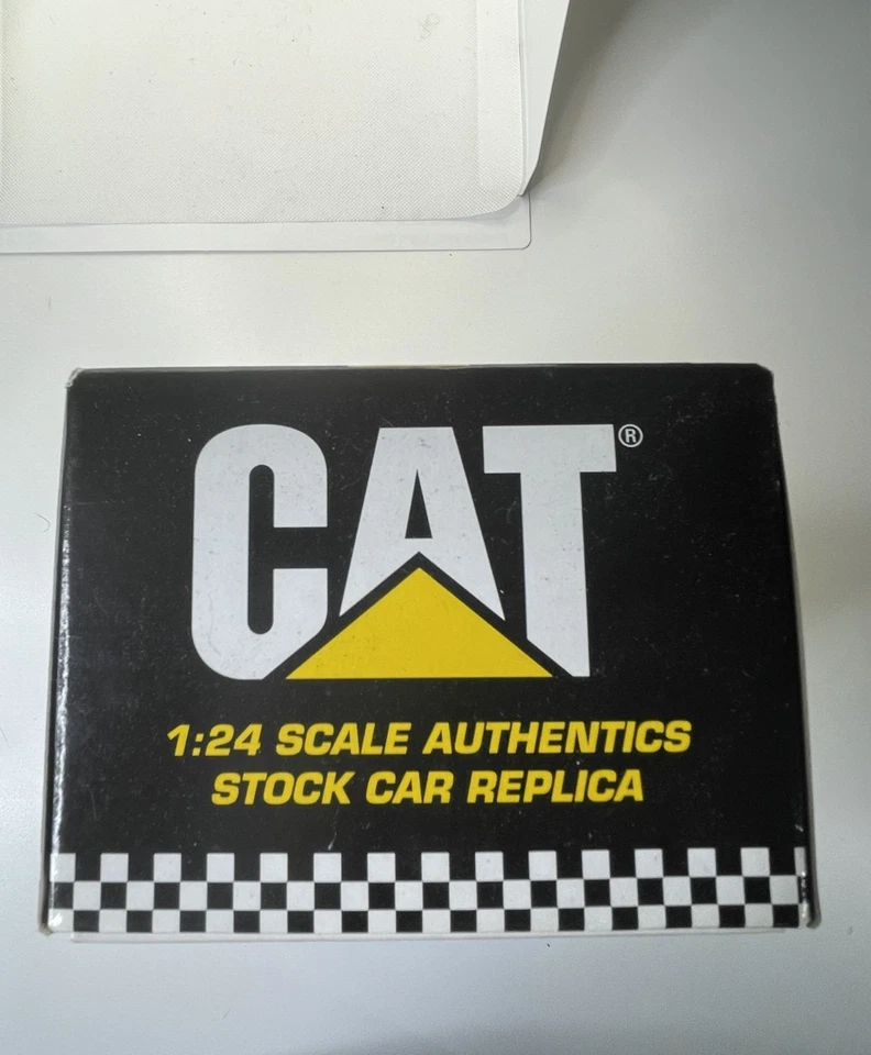 Ertl Racing Champions Nascar #22 Ward Burton Caterpillar Dodge 1:24 Diecast - Image 3 of 4