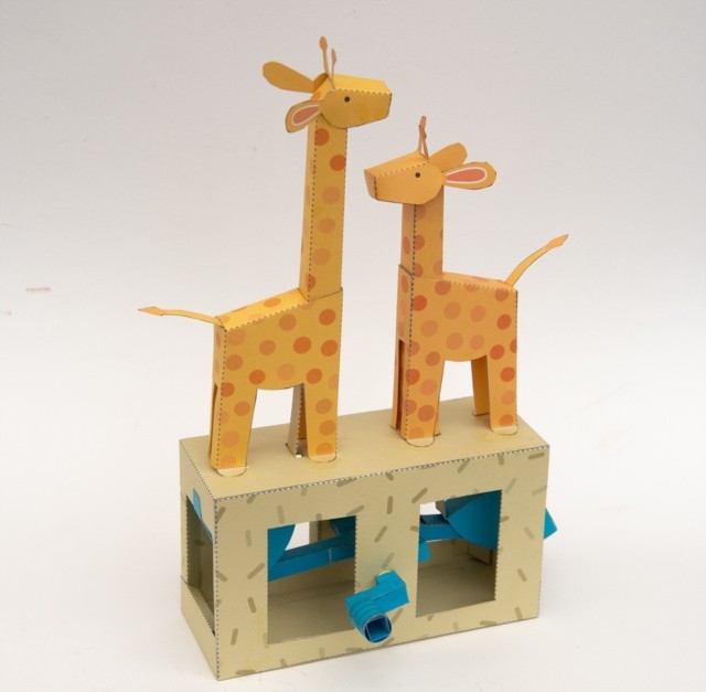 Giraffe -Rob Ives Paper Animation Kit (Toy)