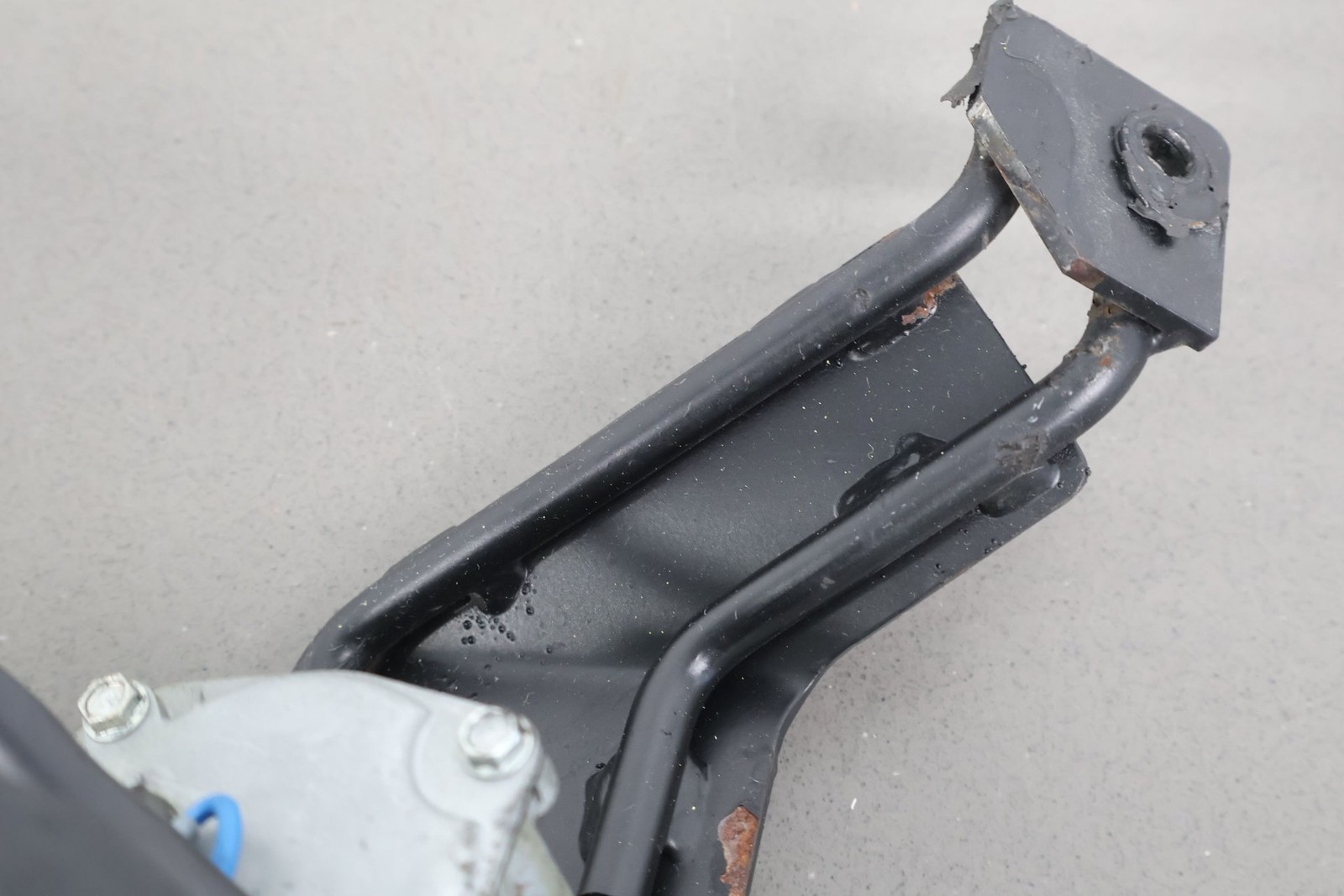99-03 Aston Martin DB7 Vantage V12 Front Windshield Wiper Motor (Unable To Test)