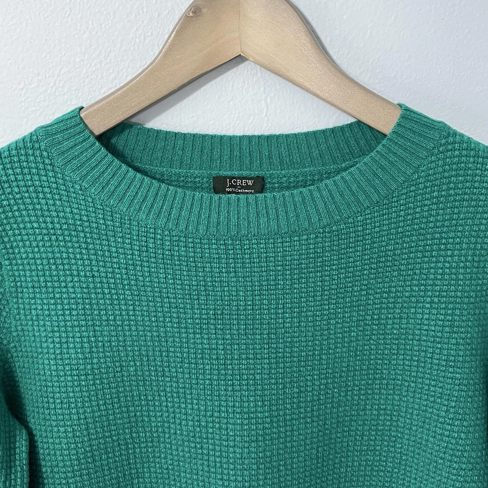Женский свитер J Crew маленький зеленый/темно-синий цветной блок 100% кашемир вафельная вязка - Изображение 2 из 4