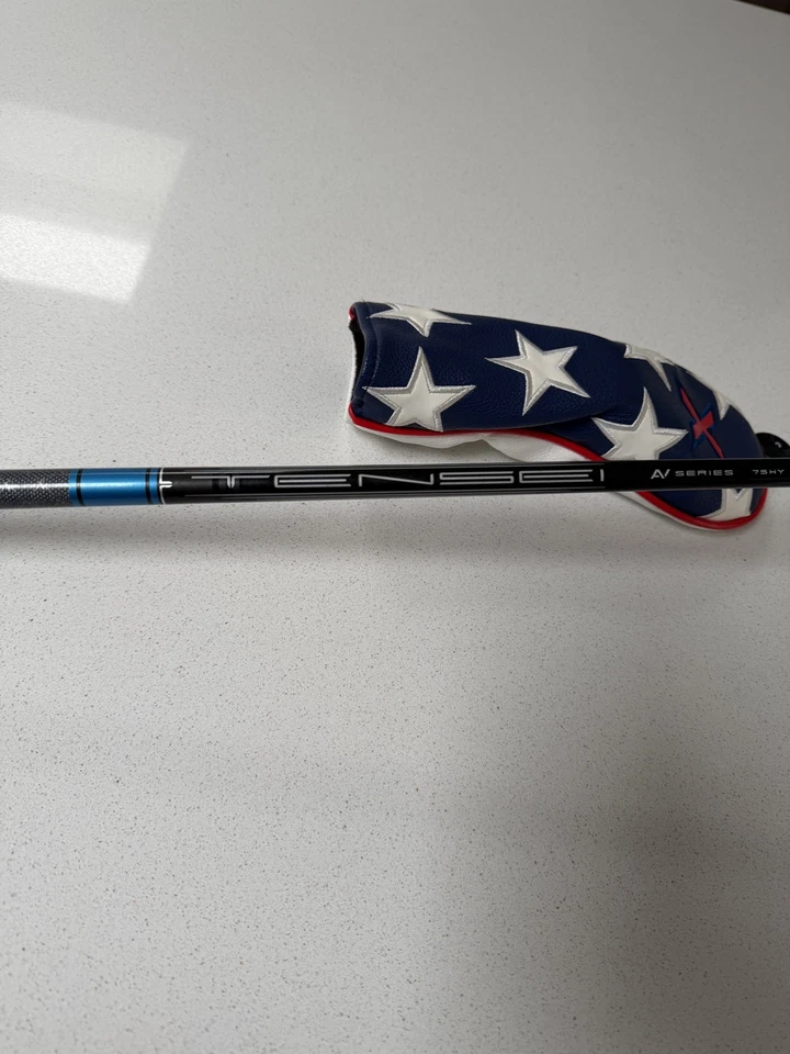 Titleist TSR2 #4 Hybrid Golf Club, 21 Degree Stiff Flex - Image 3 of 4