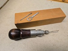 'Il Gufo per Tutti' Strumento da Cucire in Tela Aghi C.A. Meyer Chicago in pelle 