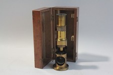 Microscope en laiton à niche XIXe siècle (75950)