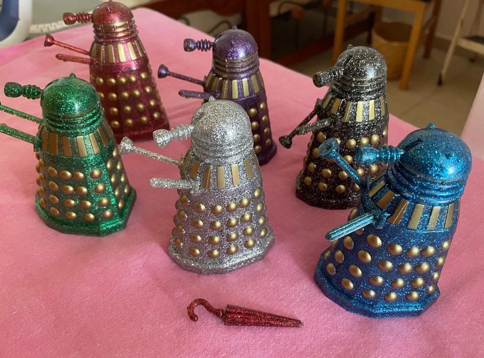 Doctor Who Dapol Millennium  Daleks. Complete set. Includes sleeves. - Image 2 of 4