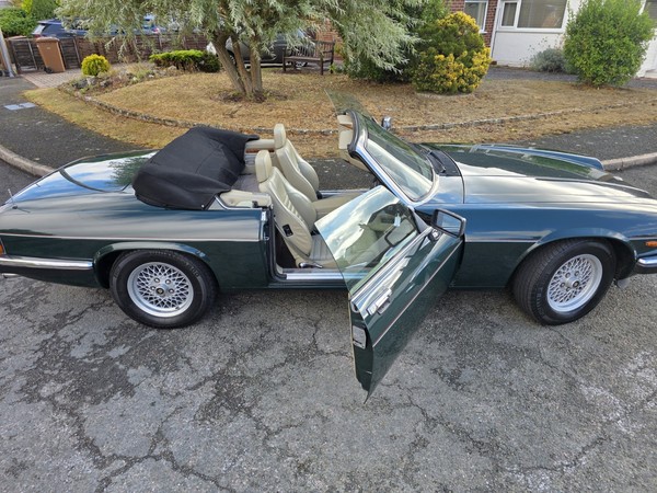 eBay - Jaguar XJS 1990 5.3 V12 Converti...
