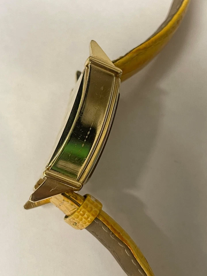 NEWTON-SONS Womans Royal Cube QG30101 Leather Band/Water Resistant Watch - Image 2 of 4