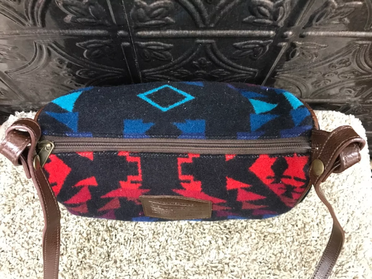 Pendleton travel bag sale