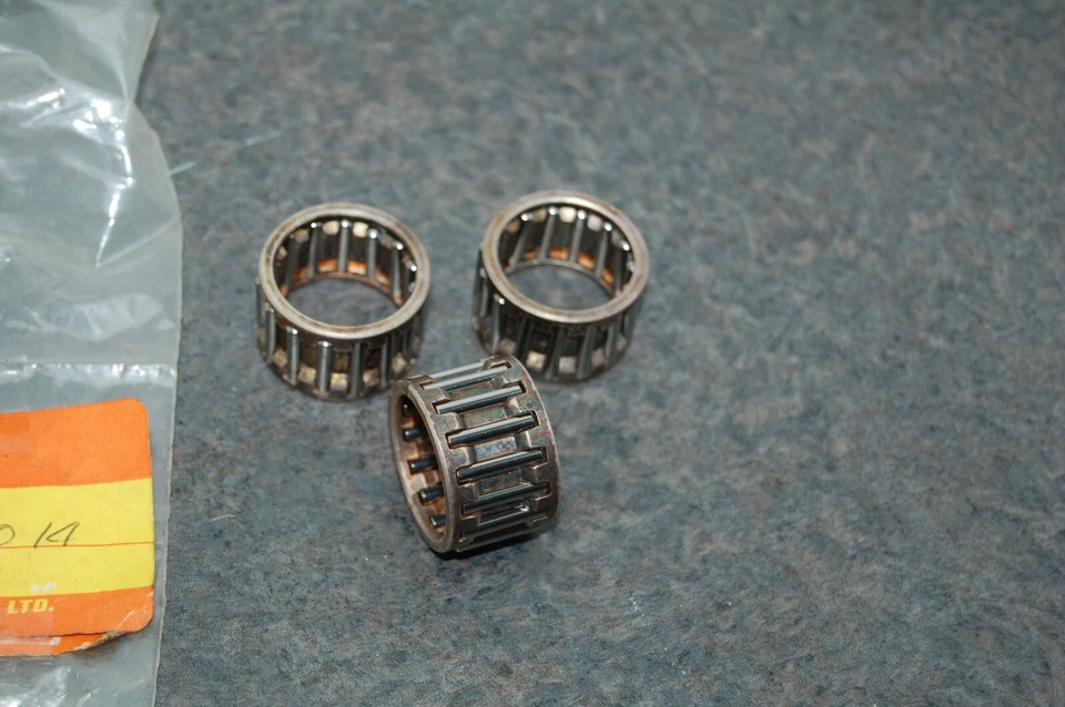 Rodamiento (CANTIDAD-3) GT750 RM250 RM400 RM370 PE400 NUEVO EN STOCK ORIGINAL Suzuki 09263-24014 Foto 3 de 4