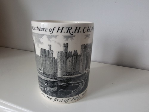 Wedgwood Mug To Commemorate The Investiture Of Prince Charles As Prince Of... - Picture 2 of 4