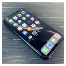 Apple iPhone XS/XR 64GB/256GB Unlocked - Space Gray, Silver, Gold - Mint Cond.