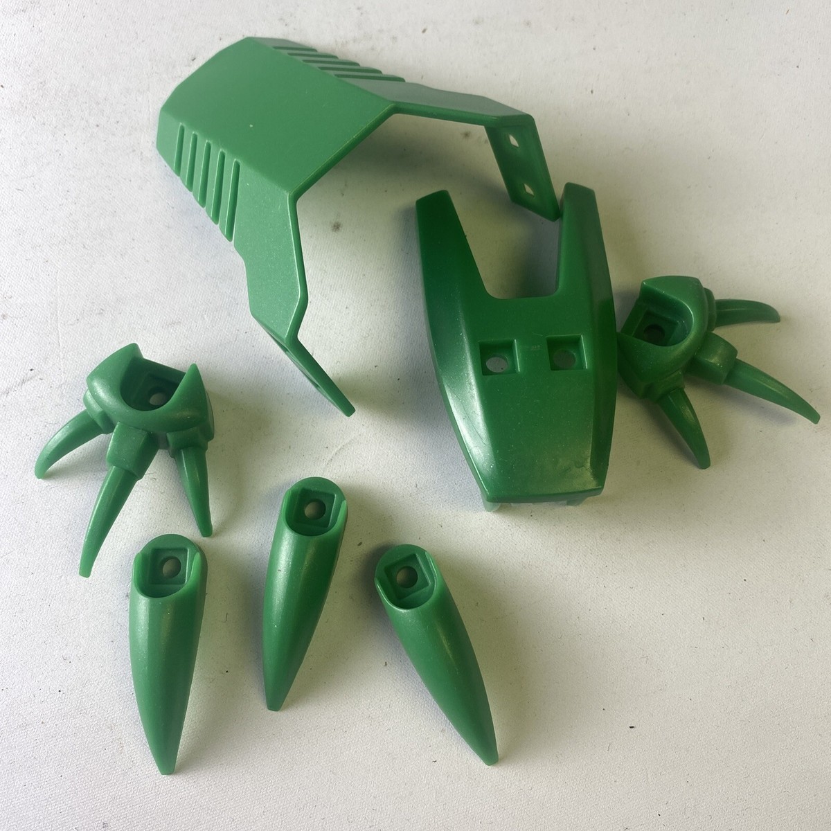 2004 Meccano Dragon Parts - Incomplete | eBay 2004 Meccano Dragon Parts - Incomplete | eBay