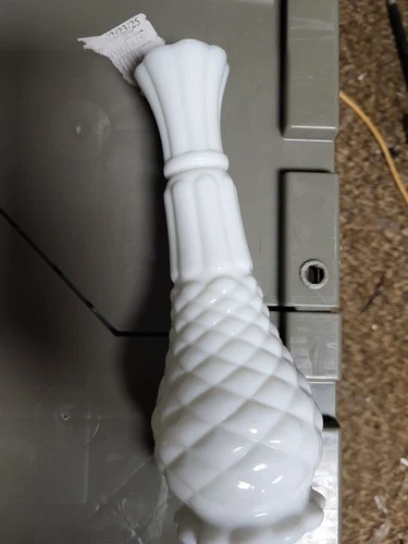 Vintage Anchor Hocking White Milk Glass Diamond Pineapple 9" Tall Bud Vase