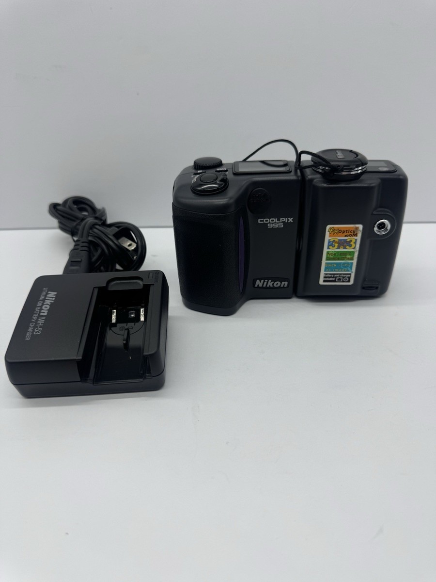 名機 動作品 Y2K 平成レトロ 自撮り Nikon COOLPIX E995 Nikon Coolpix E995 Digital Camera w/Charger, Battery & CF Card