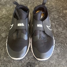 Nike Flex Runner Unisex Kids Size 6.5 Black Slip-On Mesh Low Top