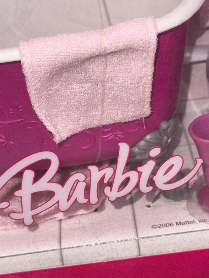 Barbie Home 2006 Mattel "Juego de baño con bañera e inodoro" #K8607 *Sin precio base* Foto 4 de 4