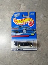 1998 Hot Wheels Die-Cast Mini Truck Collector No. 1102 (E11)