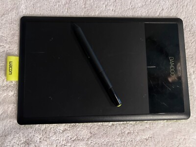 Wacom Bamboo Pen CTL-470 Graphics Touch Tablet USB Stylus Pen