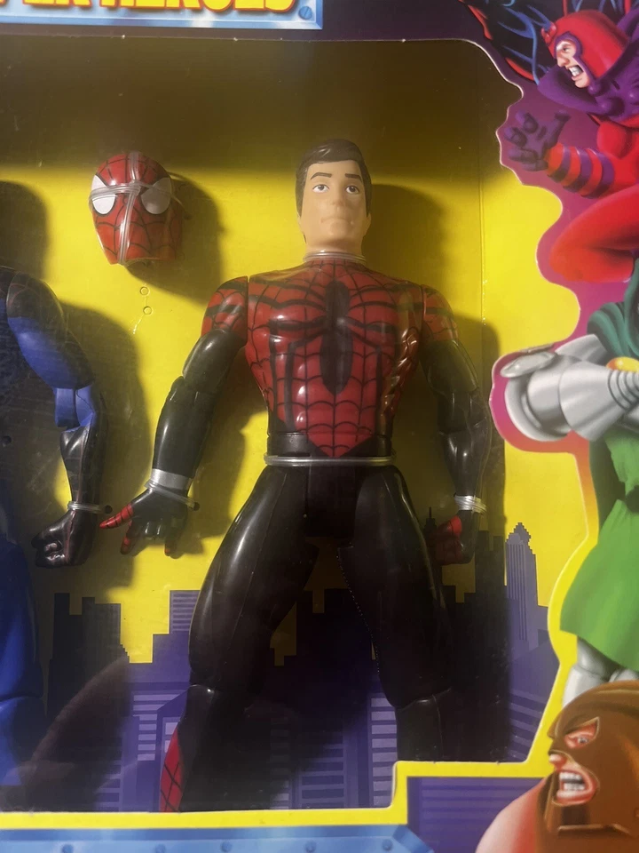 1997 Boxed Marvel Super Heroes Toy Biz 36948307 Spiderman & Peter Parker Vintage - image 3 of 4