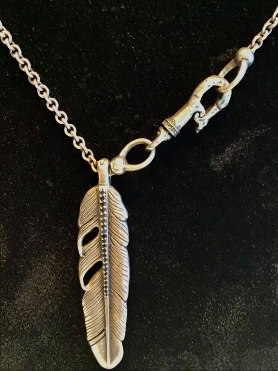 JOHN VARVATOS BLACK DIAMOND FEATHER PENDANT