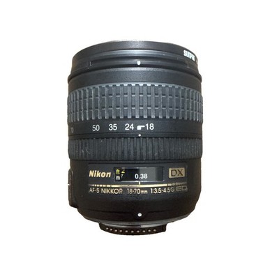 Nikon DX AF-S Nikkor 18-70mm F3.5-4.5G ED in near MINT Condition