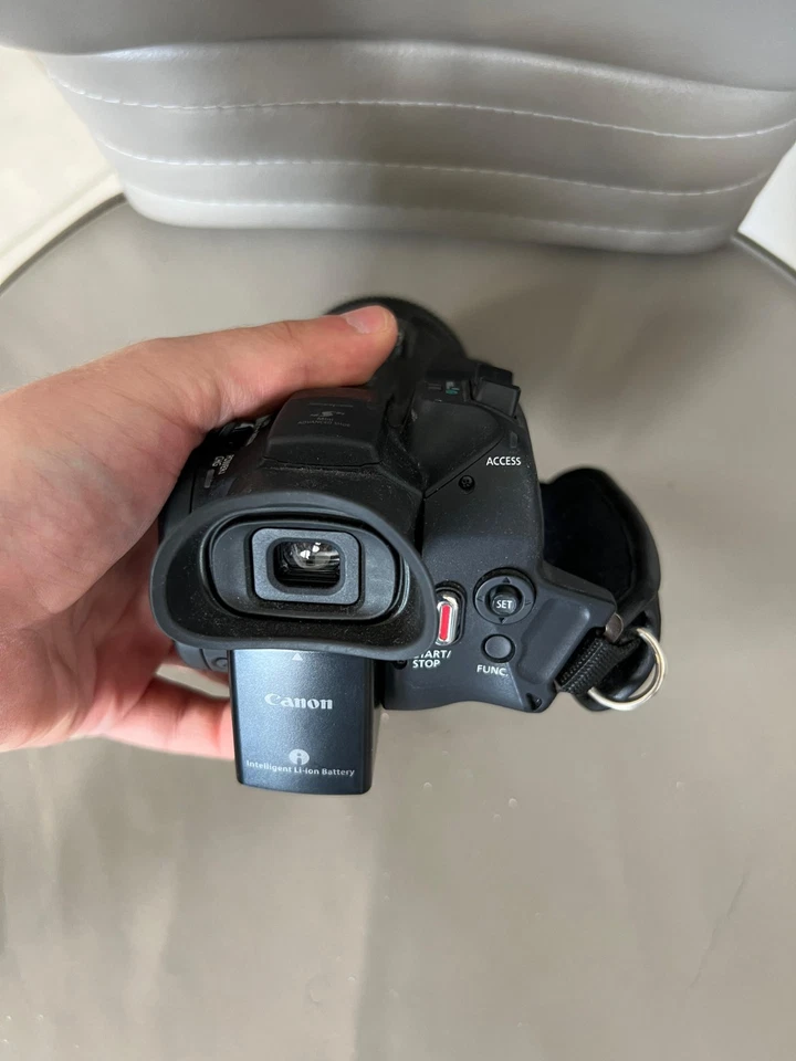 Canon LEGRIA HF G40 / Camcorder / Videokamera / Touchscreen - Bild 3 von 4