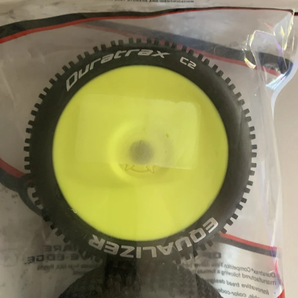 Duratrax Equalizer C2 Buggy Yellow Mounted Wheels DTXC3647 NEW - Image 2 of 4