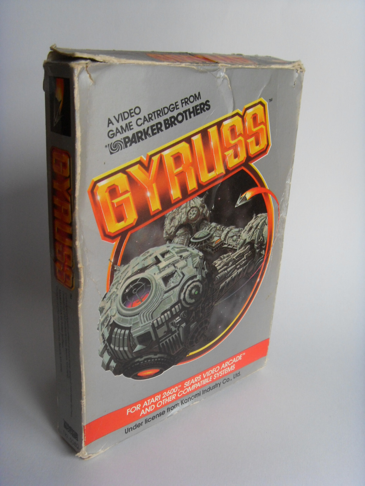 BOITE APLATIE - Gyruss -  ATARI 2600 complet notice EDITION européenne (Pal)