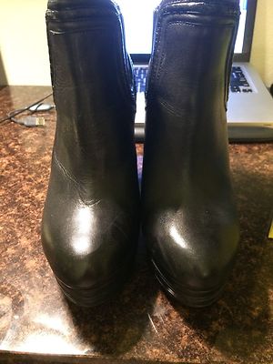 MAX STUDIO ALANA BOOTIE WOMENS SIZE 7 1/2M