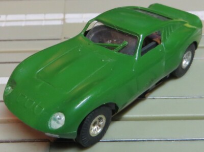 Faller AMS 5636 -- Ferrari GT mit Flachankermotor, 60er Jahre Spielzeug (RPS490)