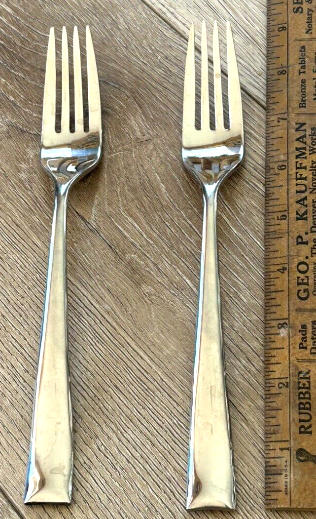 Lot of 2 Forks GS  Gourmet Settings stainless Soprano 8.5