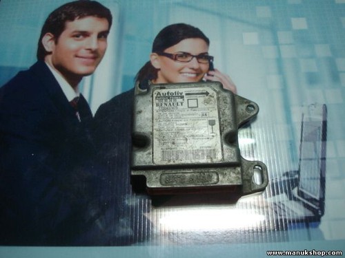 Airbagsensor Airbagsteuergerät Renault Megane (AK) 7700437475 550803600