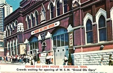 Crowds Waiting Opening WMS Grand Ole Opry Nashville Tennessee Postcard