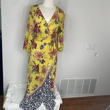 Farm Rio Womens Golden Floral Sunlit Wrap Maxi Dress Size Medium Cottagecore EUC