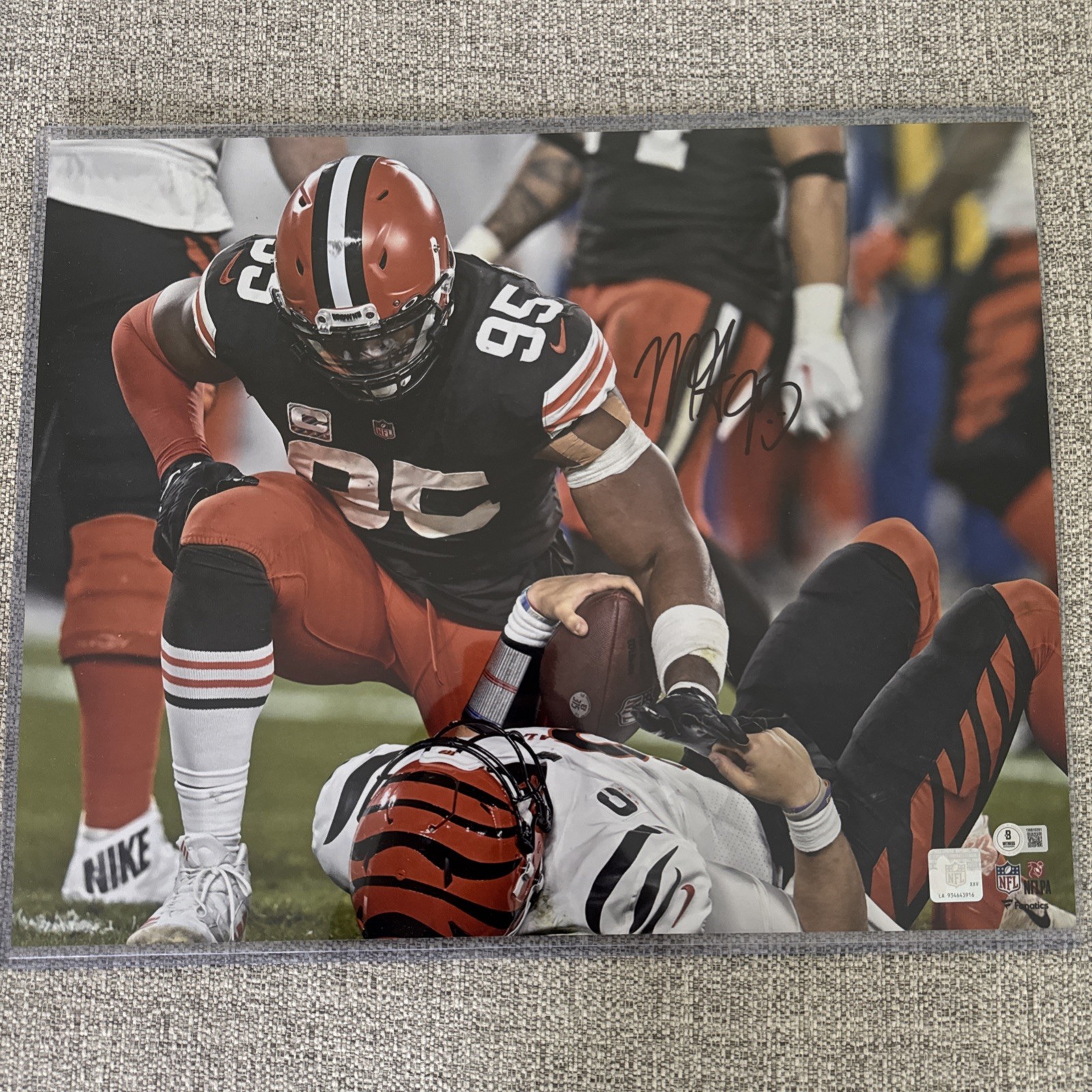 Myles Garrett Autographed Signed Cleveland Browns 16x20 Photo Beckett Witnessed 
