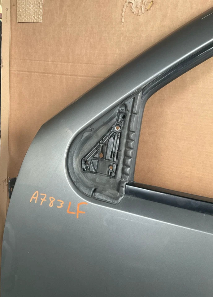 Suburban 1500 2007-2011 puerta delantera izquierda conductor pieza original de fábrica OEM Foto 2 de 4