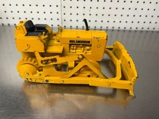 Vintage ERTL John Deere 450 Industrial Crawler Toy Black Seat 4 Leg Deer