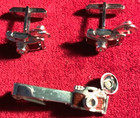 Vintage Swank 3 Piece Camera Cuff Links & Tie Clip Set w/ Rhinestone Flash Bulbs — photo 3
