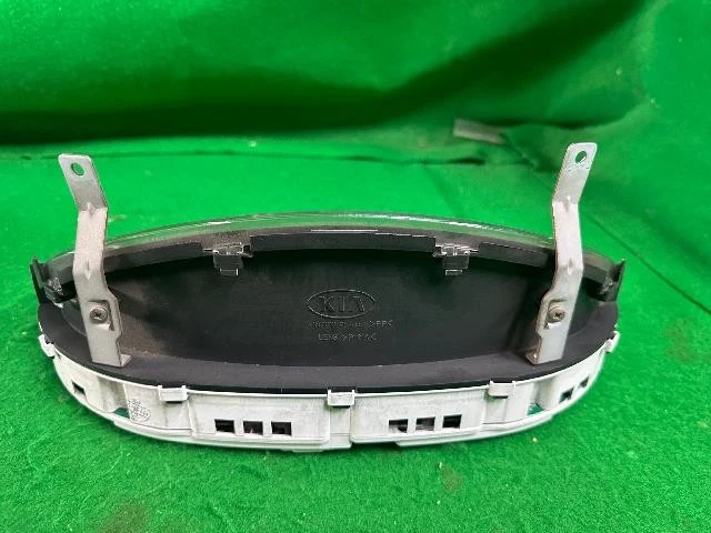 2006 起亚索伦托乐器集群 — 第 4/4 张图片