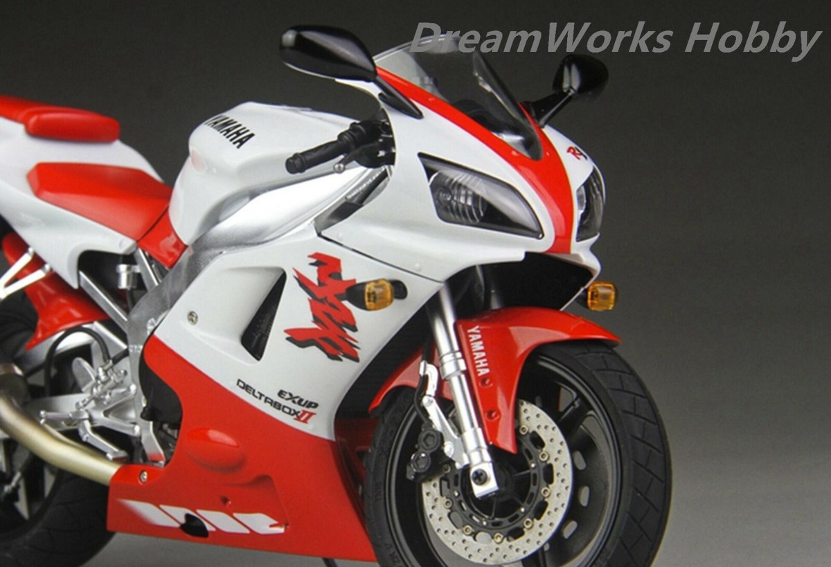 Award Winner Built Tamiya 1/12 Yamaha YZF-R1 Super Sport Bike+