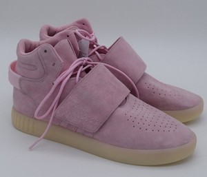 pale pink adidas shoes