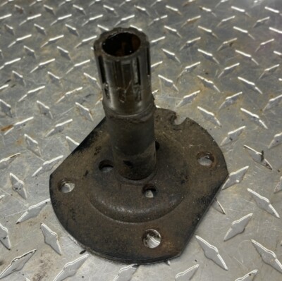 Ariens ST 824 (924082)   Snowblower   Left Hand Axle PN: 52405500          [m4]