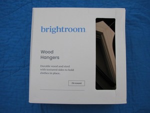 24 Wooden Hangers (Brightroom)