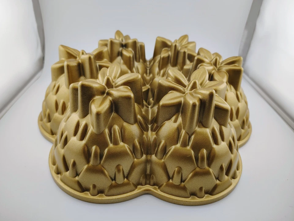 Nordic Ware Aloha Bundt Cake Pan, Gold, 10 Cup, Excellent Shape, **RARE** - Bild 2 von 4