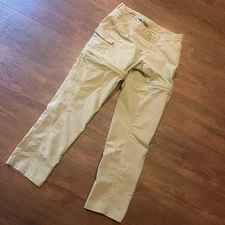 The North Face Hiking Outdoor Pants Zip Off Shorts Khaki Tech Women’s 10